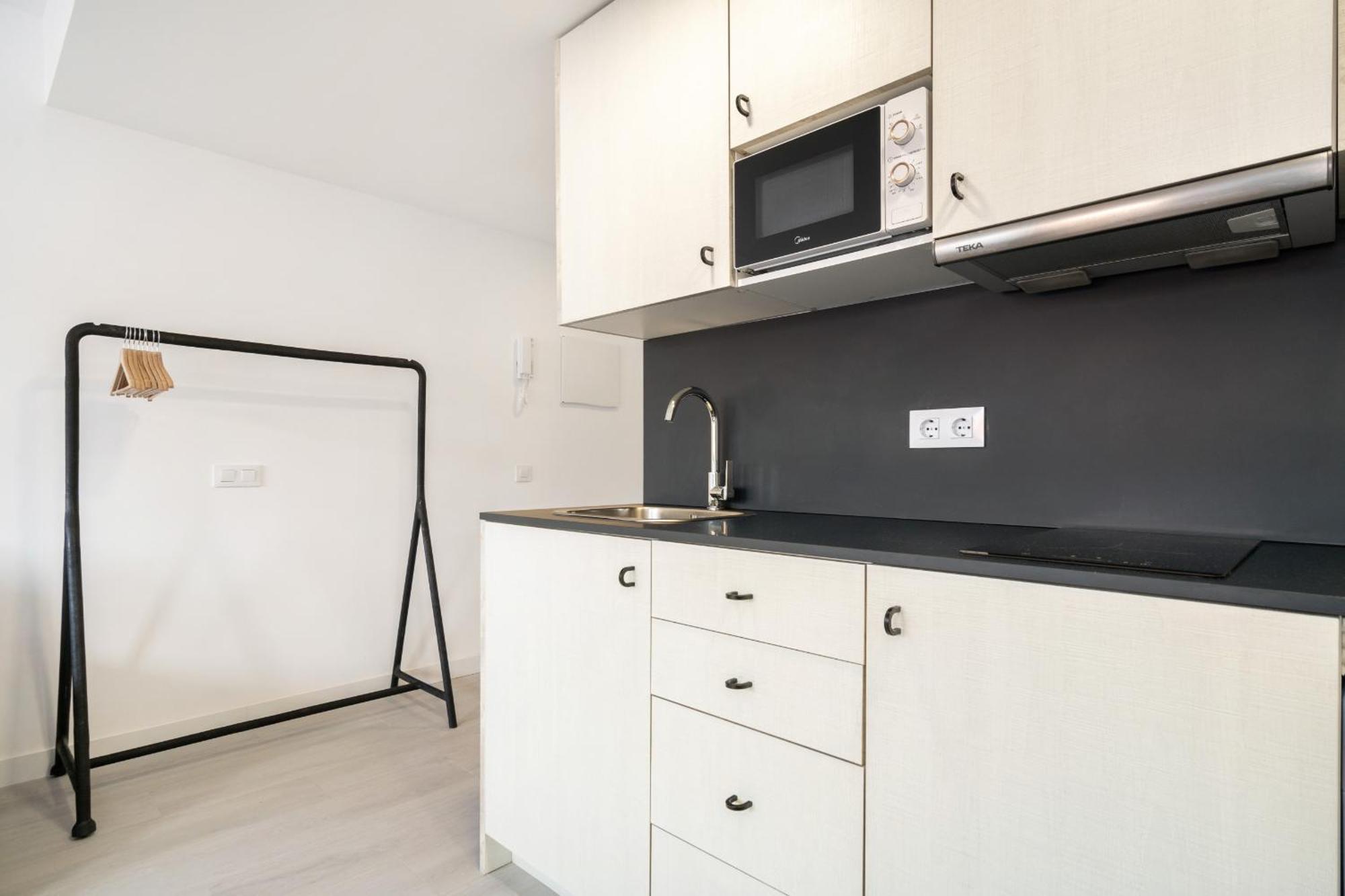 Madriver Apartamentos Reformados Con Parking Gratuito Екстериор снимка