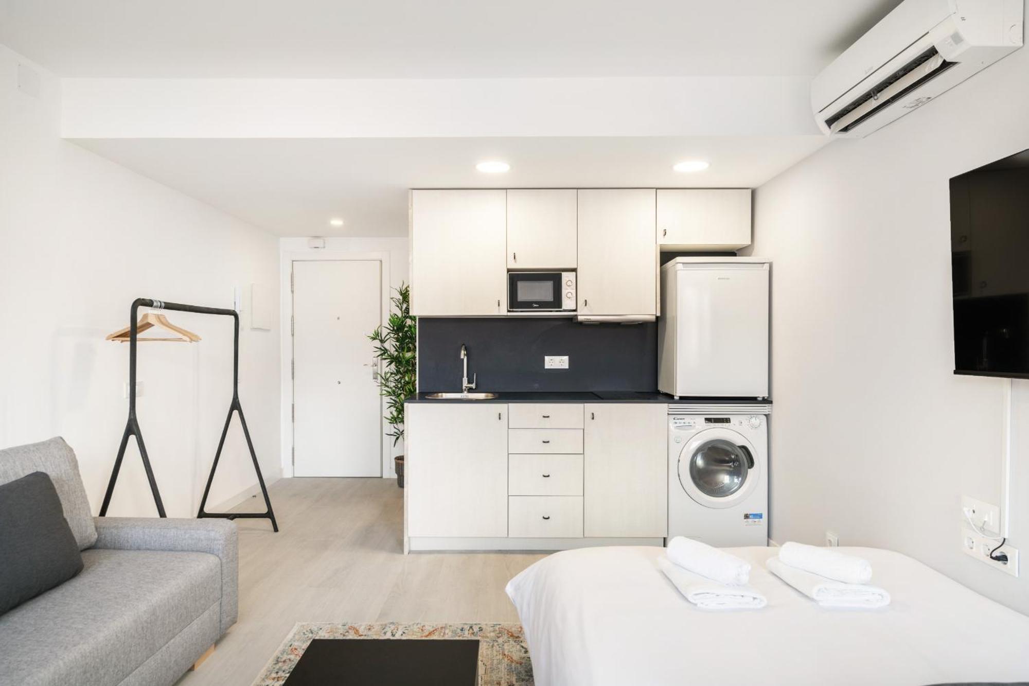 Madriver Apartamentos Reformados Con Parking Gratuito Екстериор снимка