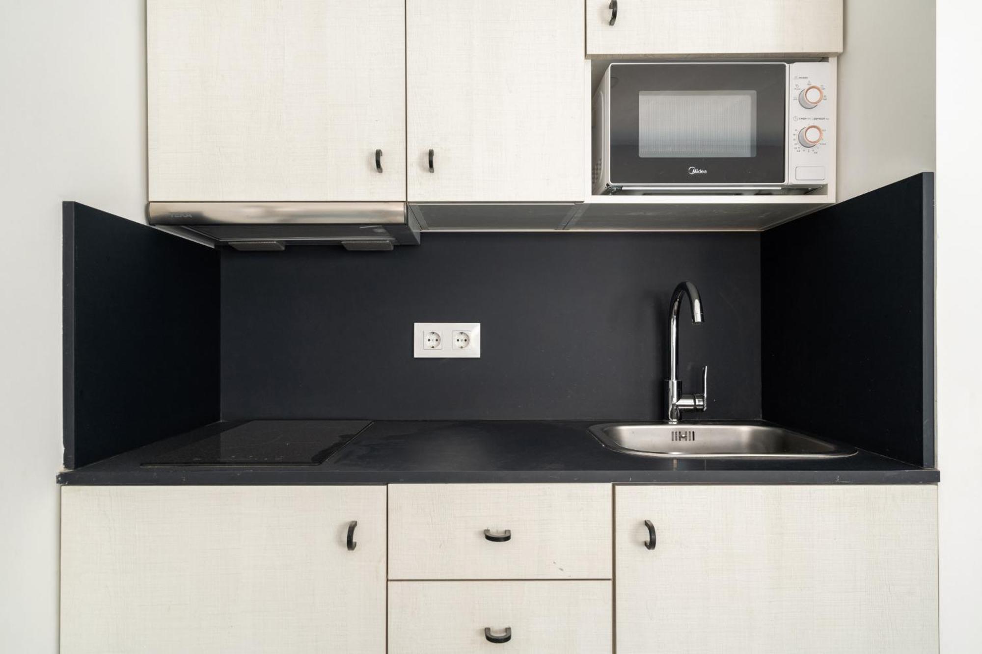Madriver Apartamentos Reformados Con Parking Gratuito Екстериор снимка