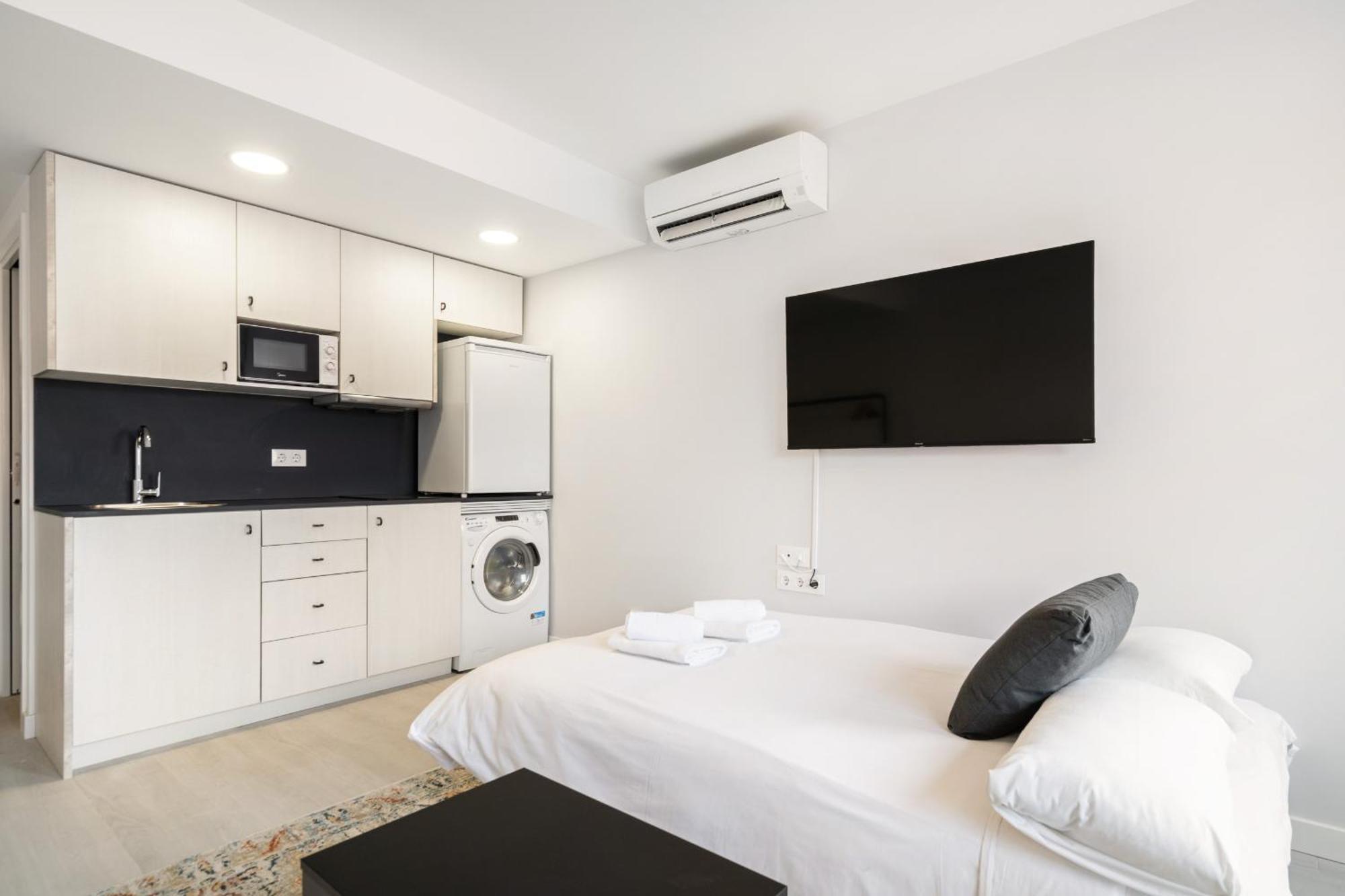 Madriver Apartamentos Reformados Con Parking Gratuito Екстериор снимка