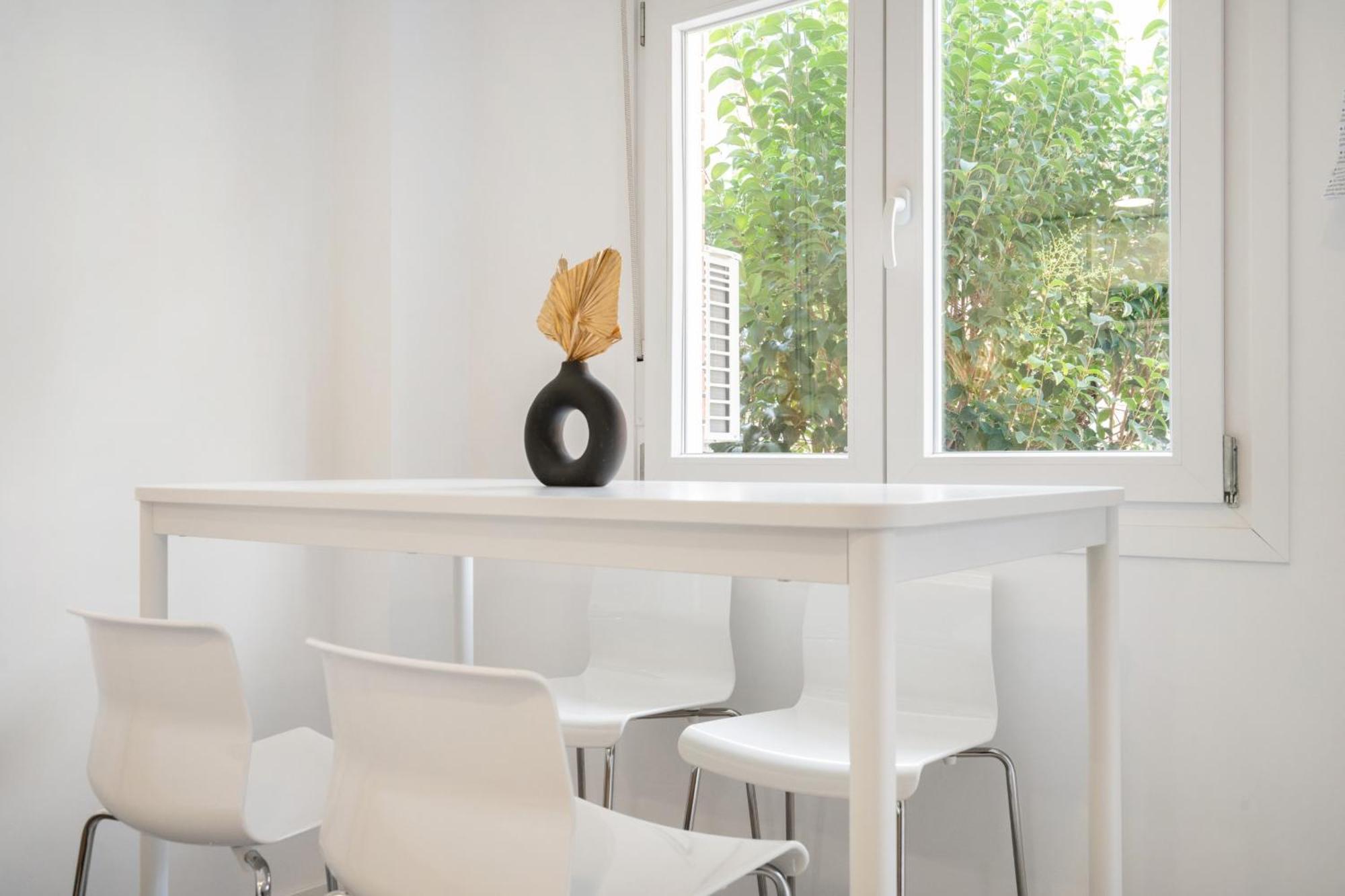 Madriver Apartamentos Reformados Con Parking Gratuito Екстериор снимка