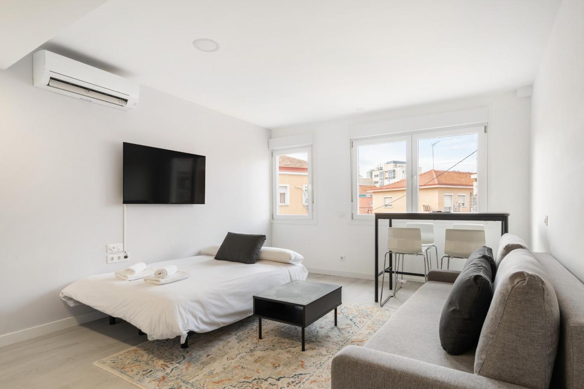 Madriver Apartamentos Reformados Con Parking Gratuito Екстериор снимка