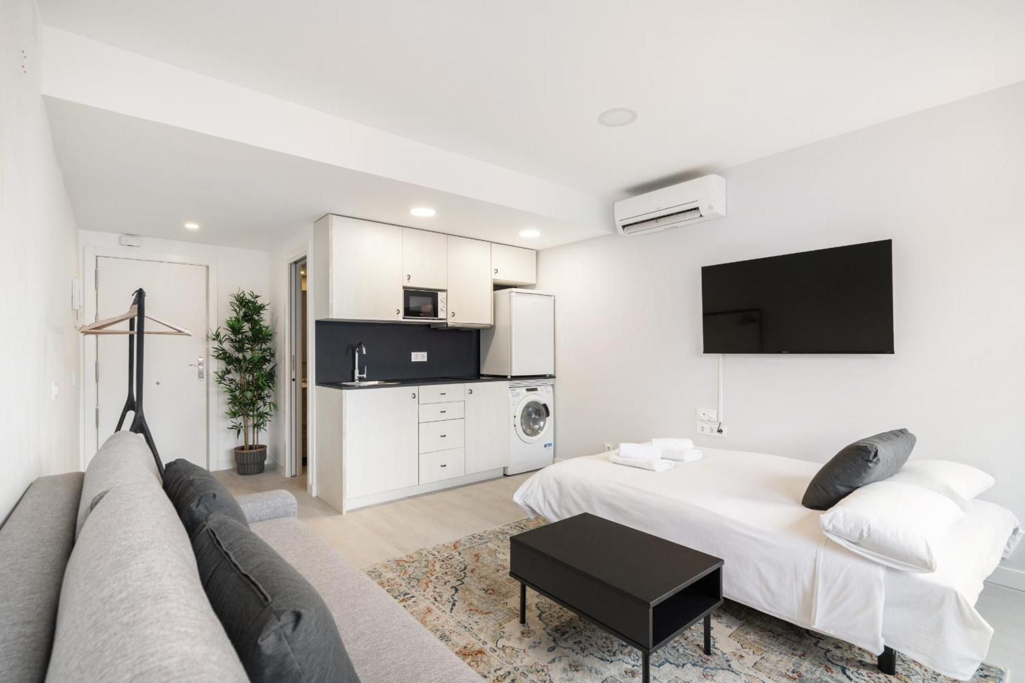 Madriver Apartamentos Reformados Con Parking Gratuito Екстериор снимка