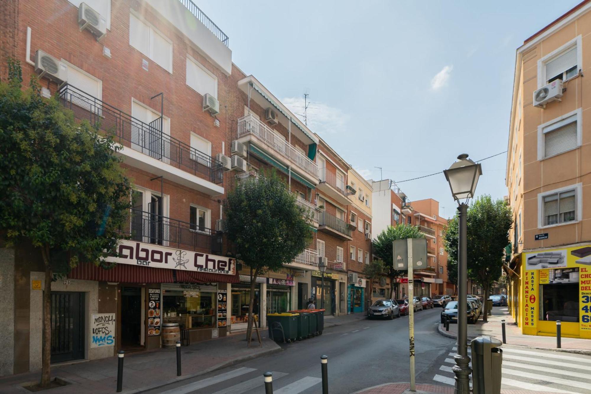 Madriver Apartamentos Reformados Con Parking Gratuito Екстериор снимка