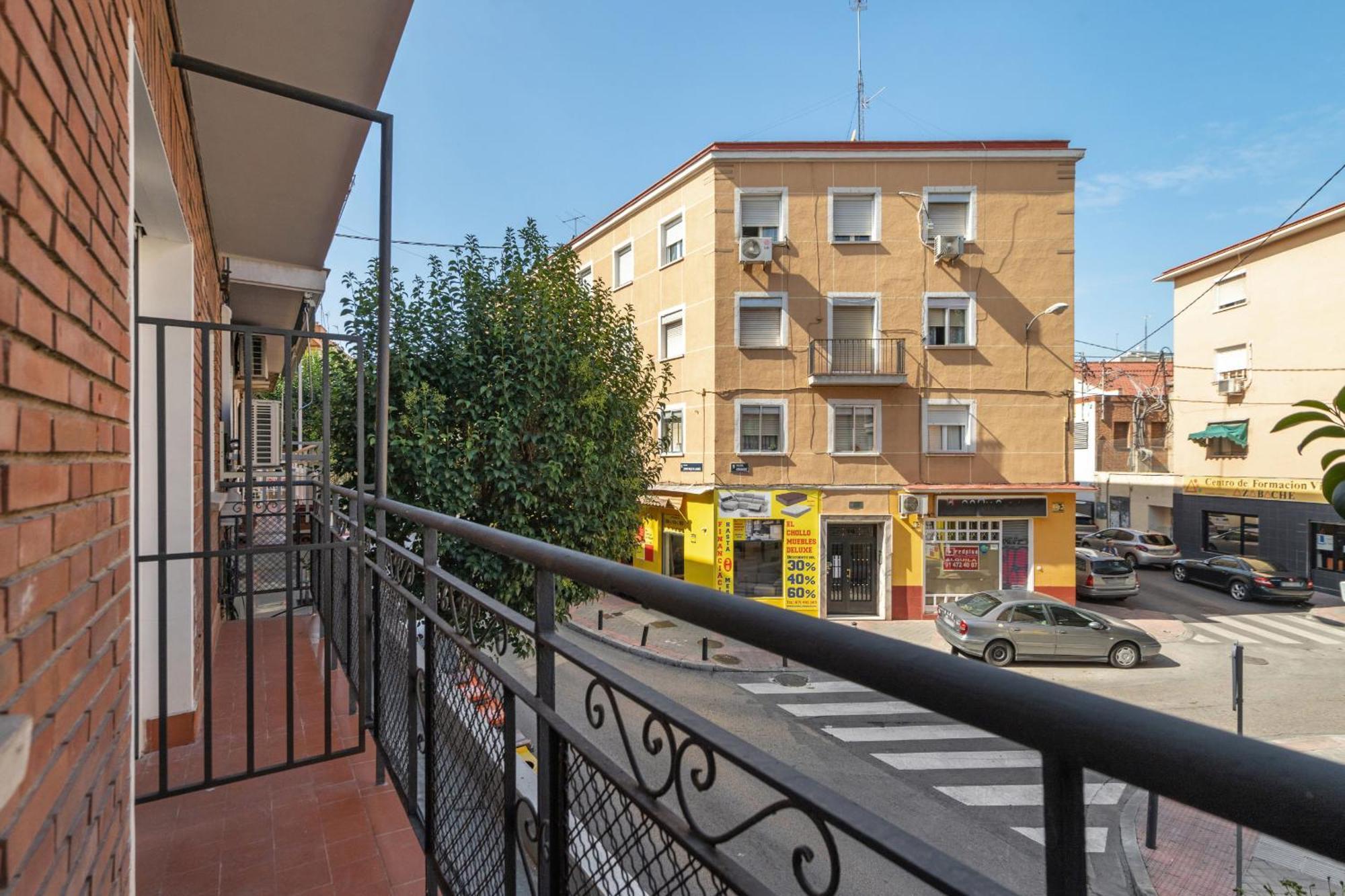 Madriver Apartamentos Reformados Con Parking Gratuito Екстериор снимка